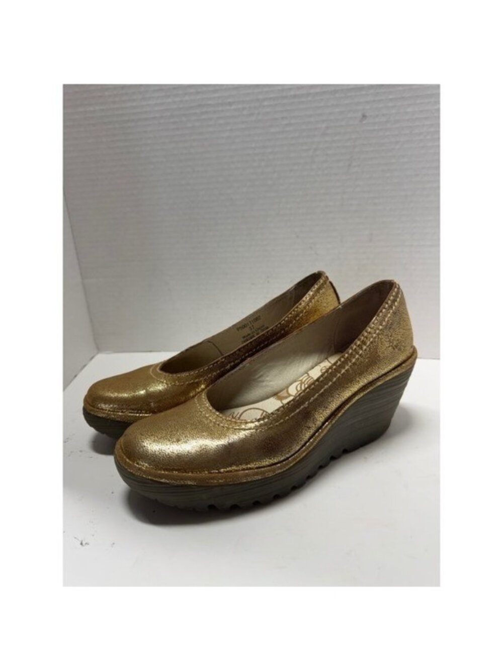 Fly London Yasi Gold Metallic Leather Wedge Pumps Shoes P500171062 Size 37 7